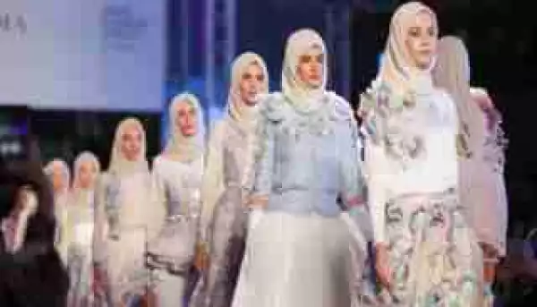 Saudi Arabia Hosts First-Ever Fashion Week Show